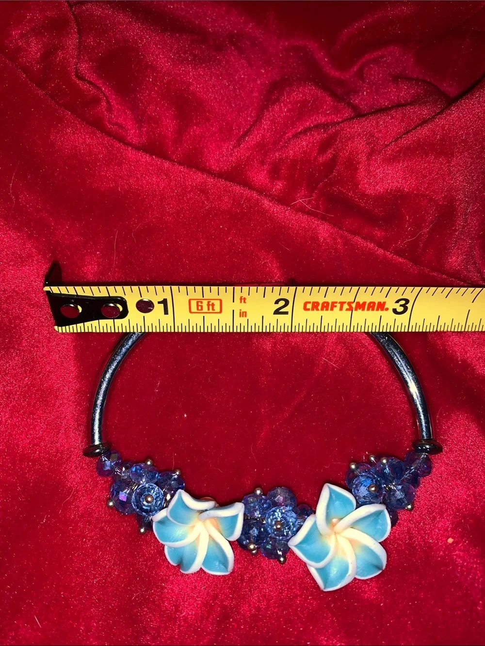 Blue Floral Bead Bracelet with faceted crystal bead Accents